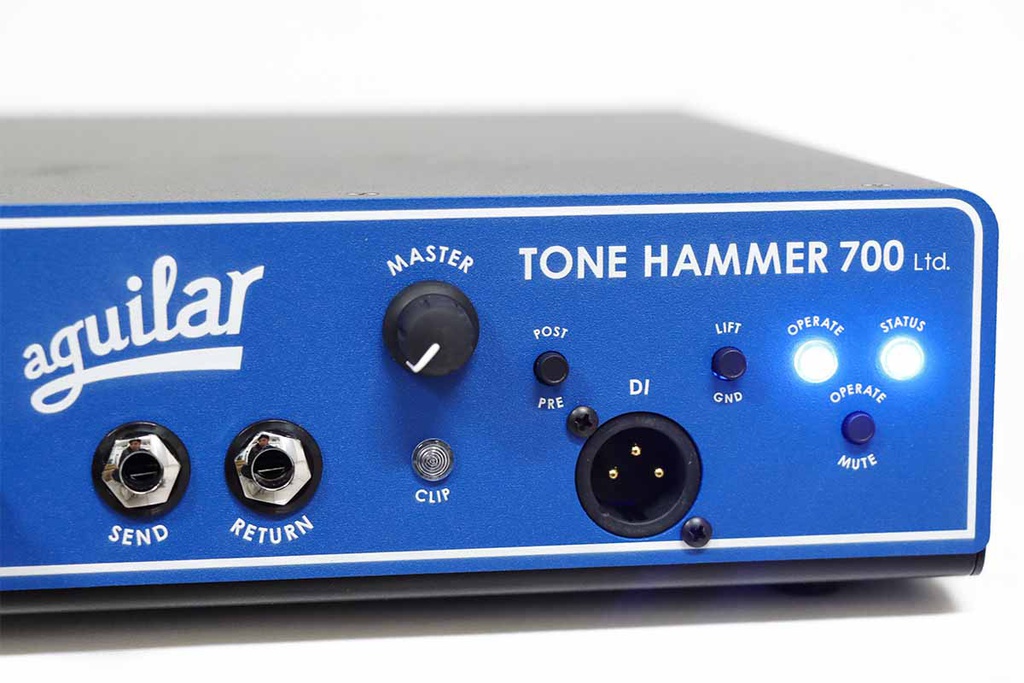 Amplificador Aguilar Hammer TH700 AZUL